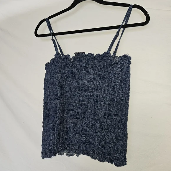 Venezia Jeans Denim Blue Smocked Women's Top - Picture 2 of 6